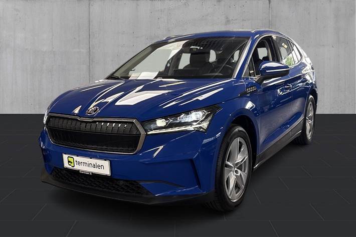 Blå Skoda Enyaq fra 2023