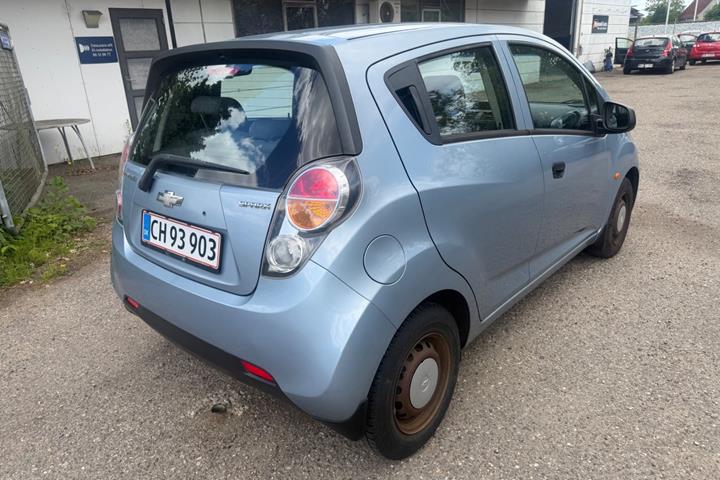 Grøn Chevrolet Spark fra 2010
