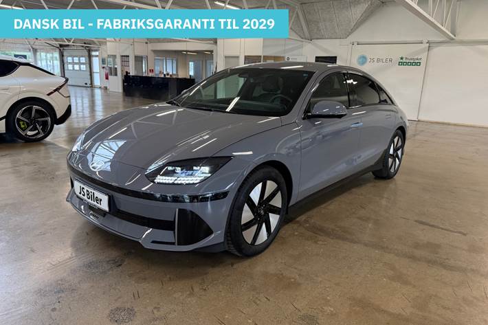 Grå Hyundai Ioniq 6 fra 2024 set udefra