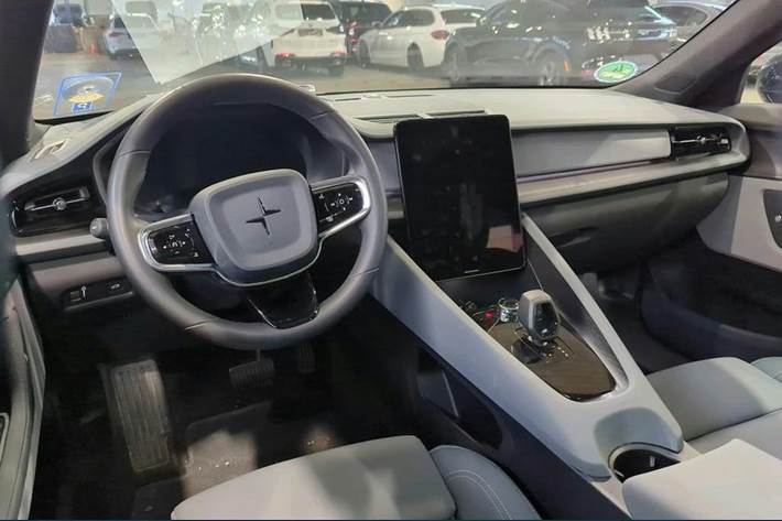 Sort Polestar 2 fra 2022