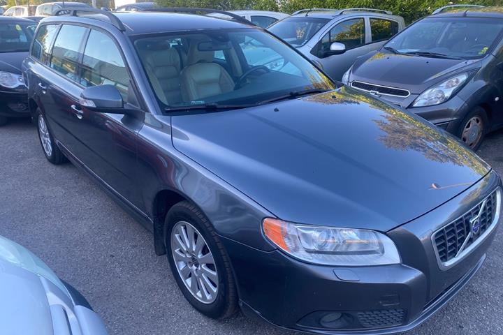 undefined Volvo V70 fra 2008 set udefra