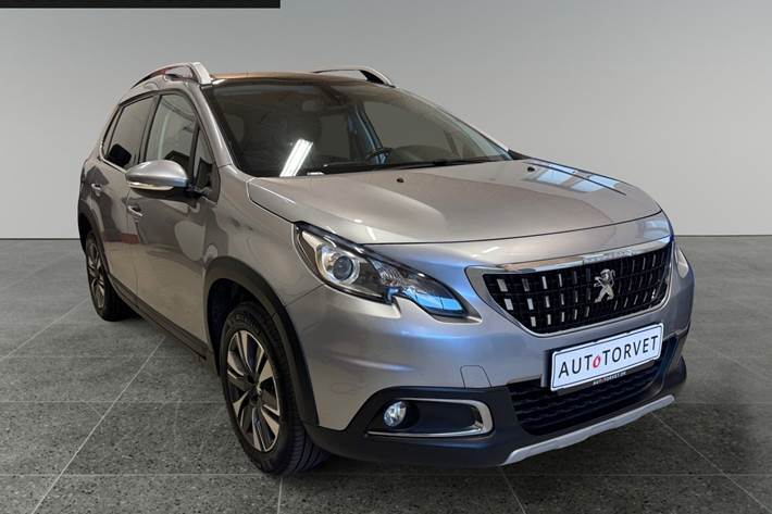 Sølv Peugeot 2008 fra 2018