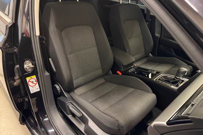 Sort VW Passat fra 2018