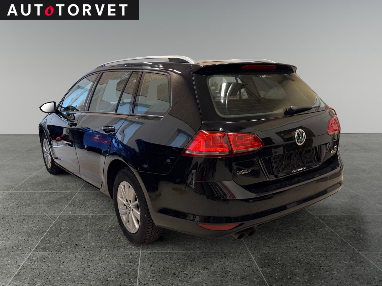 Sort VW Golf VII fra 2015