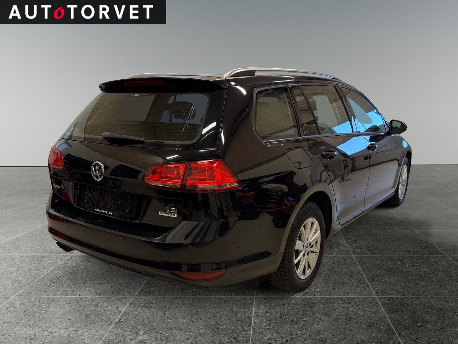 Sort VW Golf VII fra 2015
