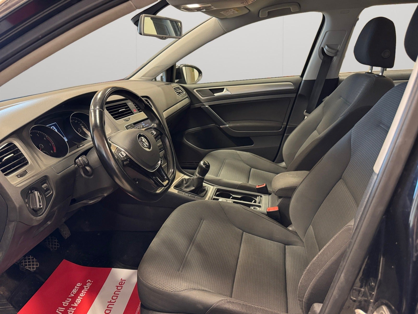 Sort VW Golf VII fra 2015