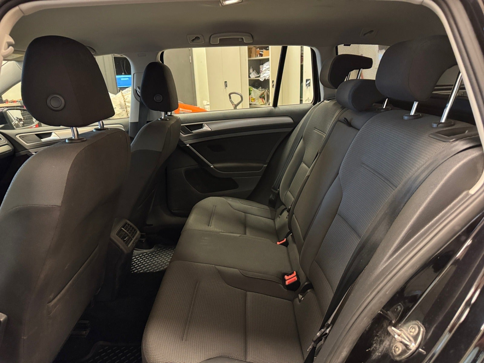 Sort VW Golf VII fra 2015