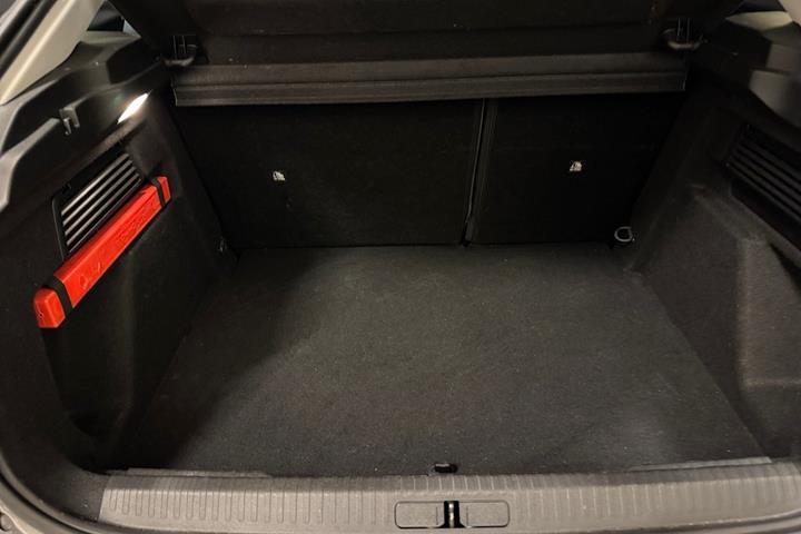 Grå Citroën ë-C4 fra 2025