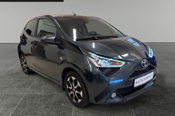 Sort Toyota Aygo fra 2021