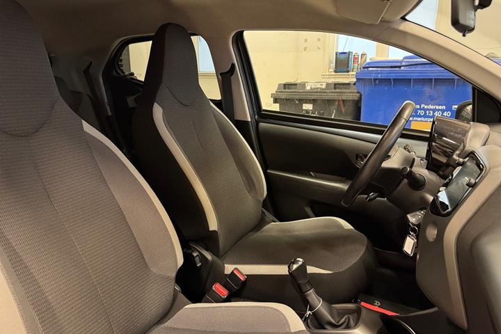 Sort Toyota Aygo fra 2021