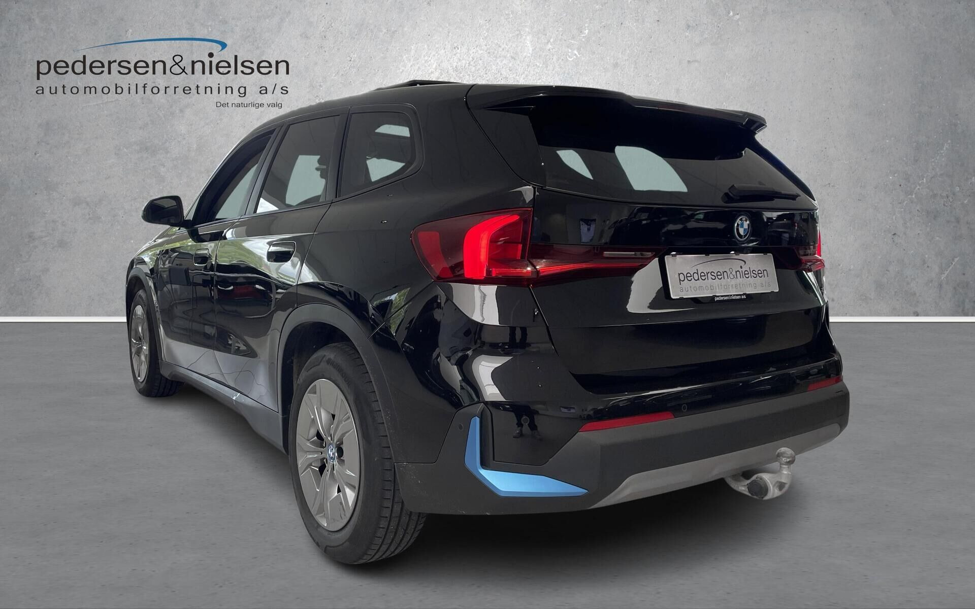 Sort BMW iX1 fra 2022