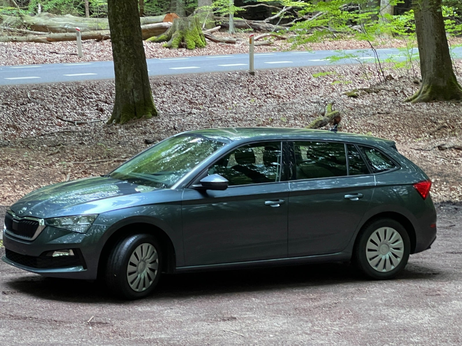 Sort Skoda Scala fra 2021