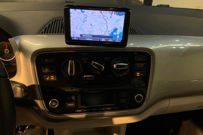 Hvid VW UP! fra 2013
