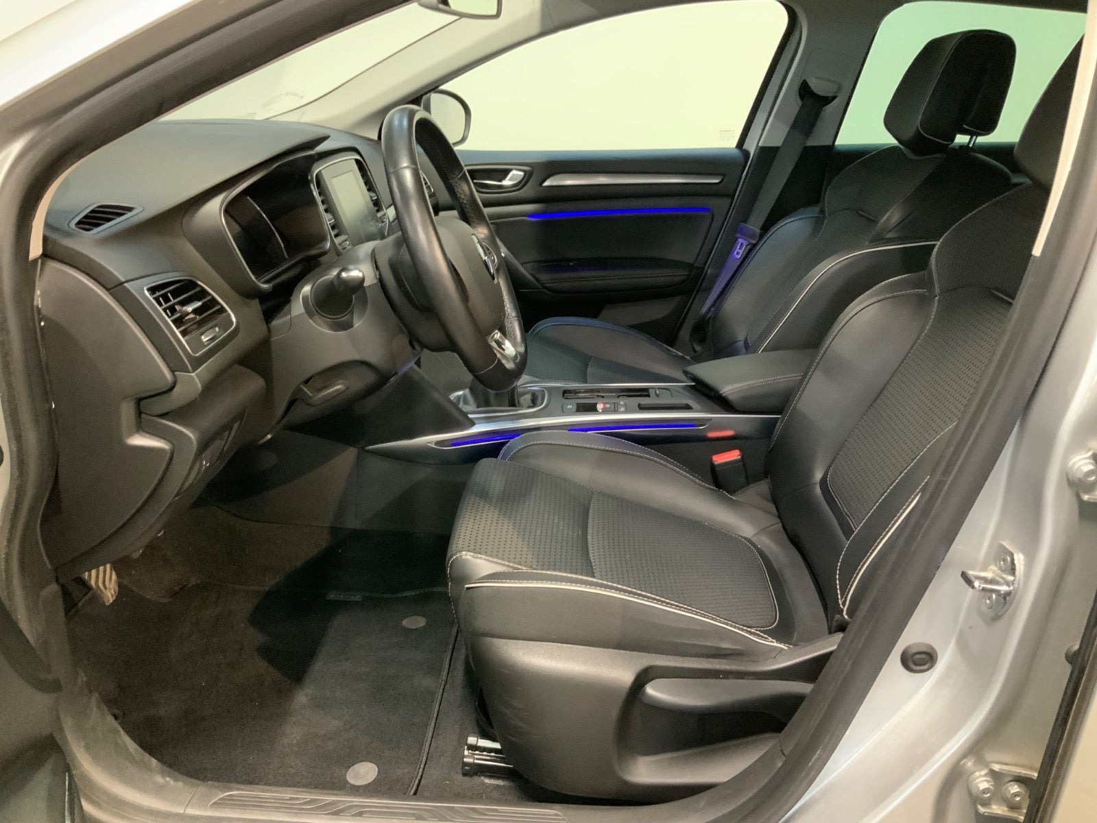Sølv Renault Megane IV fra 2018