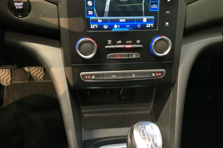 Sølv Renault Megane IV fra 2018