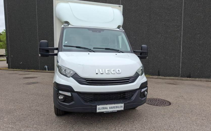 Iveco Daily 2,3 35S16 Alukasse m/lift AG8