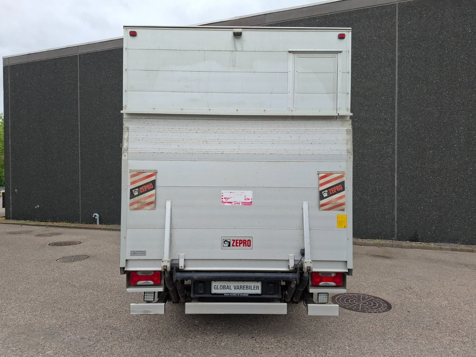 Hvid Iveco Daily fra 2016