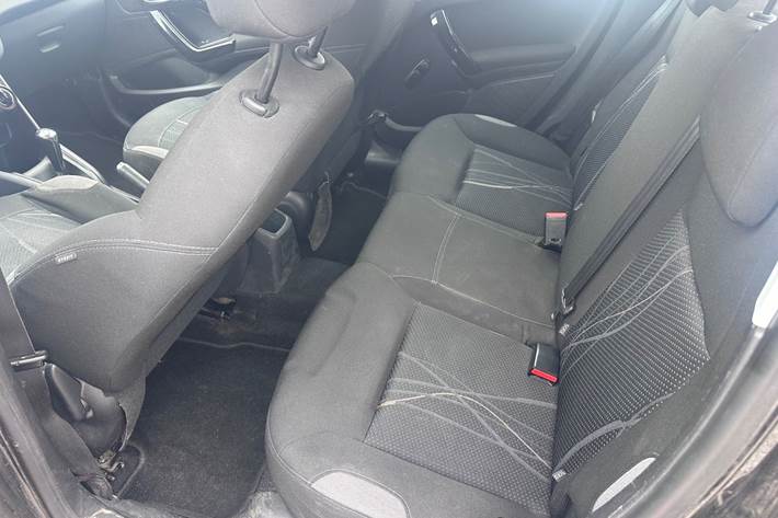 undefined Peugeot 208 fra 2012
