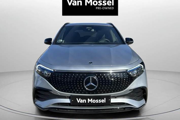 Sølv Mercedes EQA250+ fra 2025
