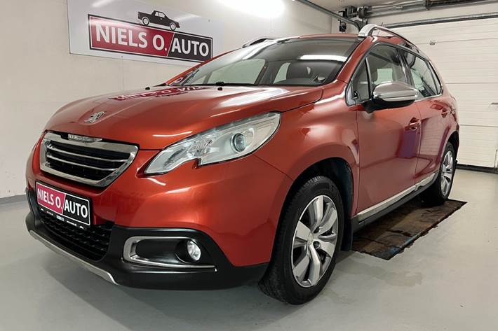 Orange Peugeot 2008 fra 2015