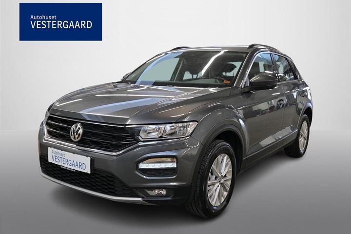 Grå VW T-Roc fra 2020 set udefra
