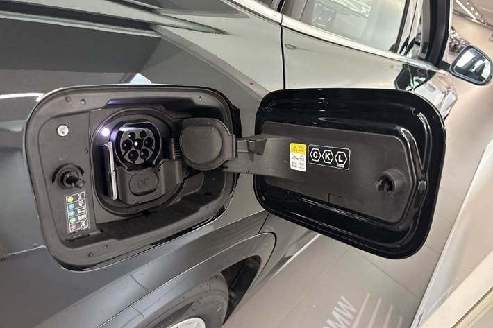 Sort BMW iX1 fra 2023