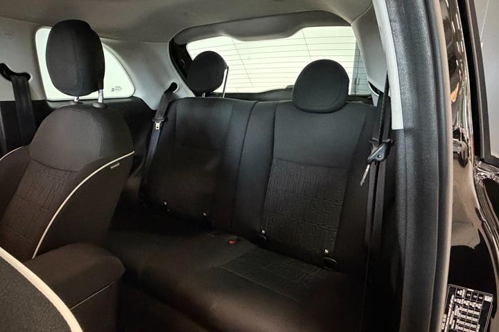Sort Fiat 500e fra 2023