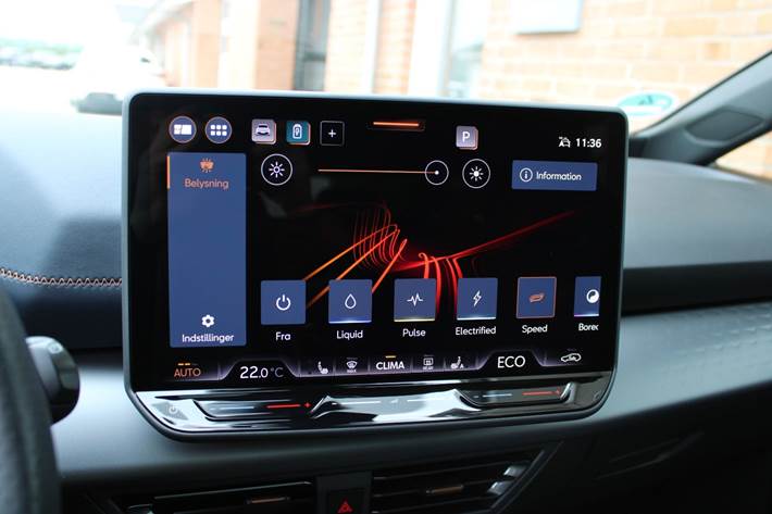 Blå Cupra Born fra 2025