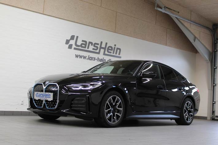 Sort BMW i4 fra 2023