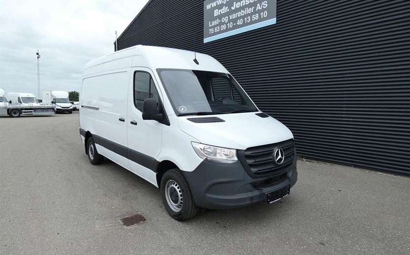 Mercedes Sprinter 317 2,0 CDi A2 Kassevogn aut. RWD