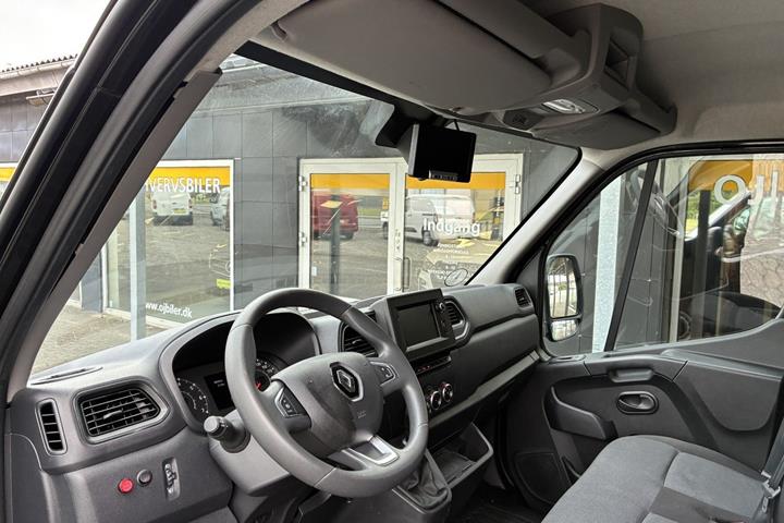 Sort Renault Master IV T35 fra 2022