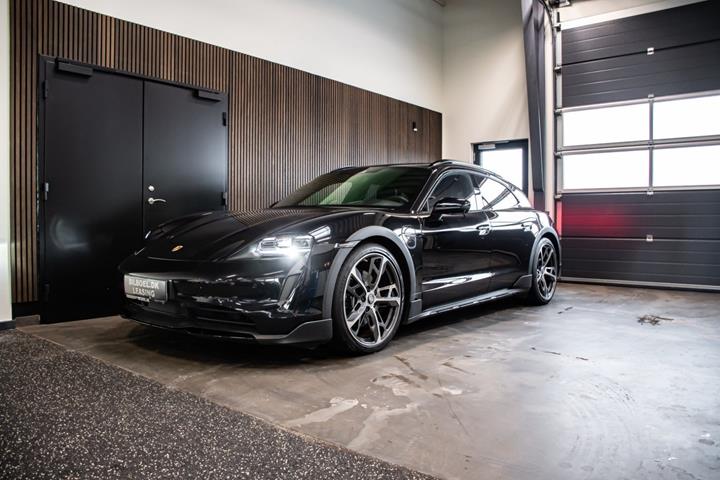 Sort Porsche Taycan 4S fra 2022