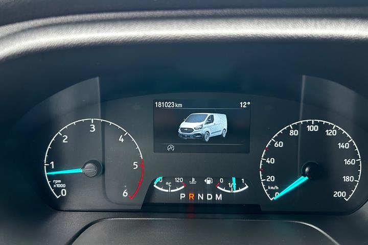 Sølv Ford Transit Custom 300 L2 fra 2019