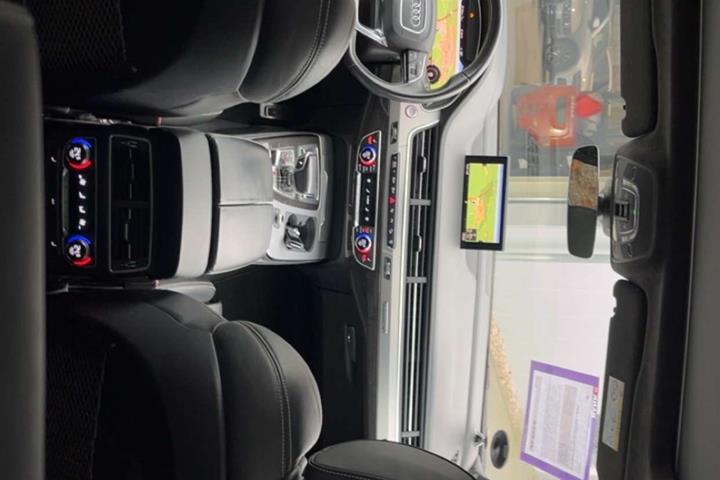 Hvid Audi SQ7 fra 2016