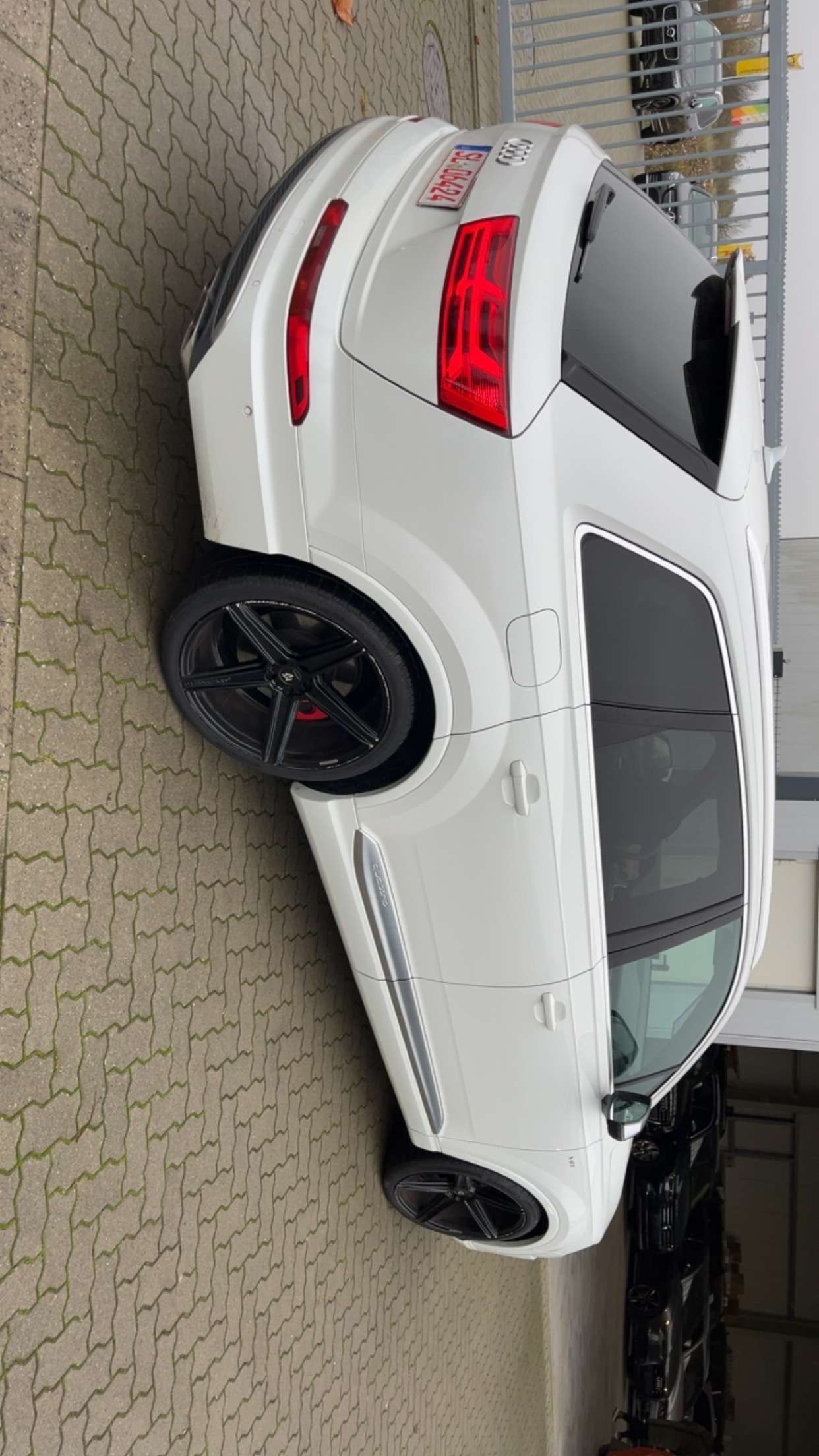 Hvid Audi SQ7 fra 2016