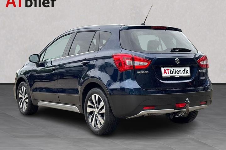Blå Suzuki S-Cross fra 2021