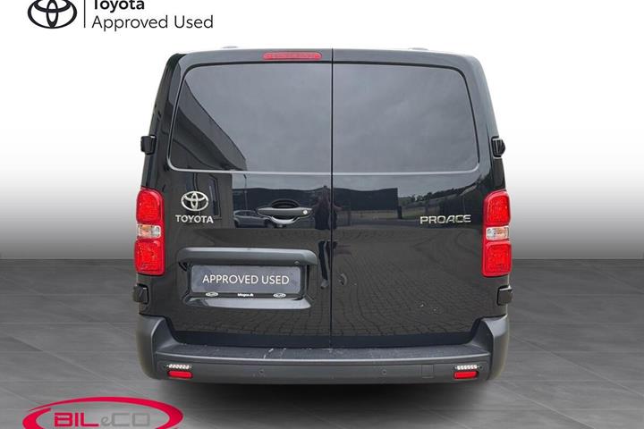Sort Toyota ProAce fra 2023