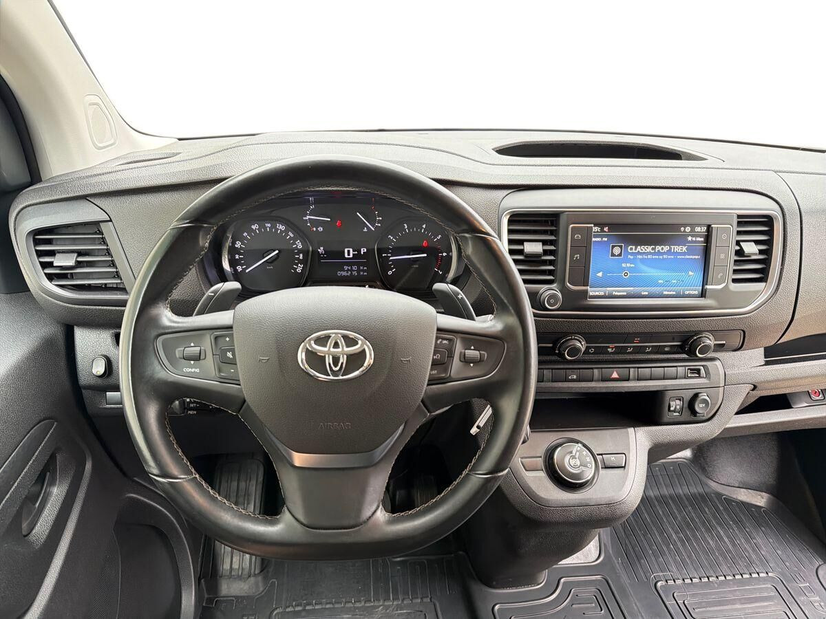 Sort Toyota ProAce fra 2023