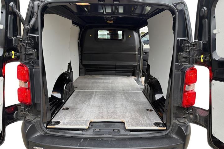 Sort Toyota ProAce fra 2023