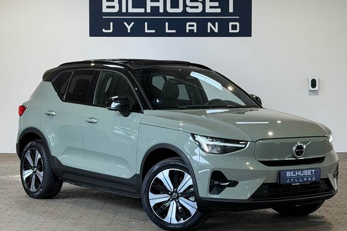 Grøn Volvo XC40 fra 2023