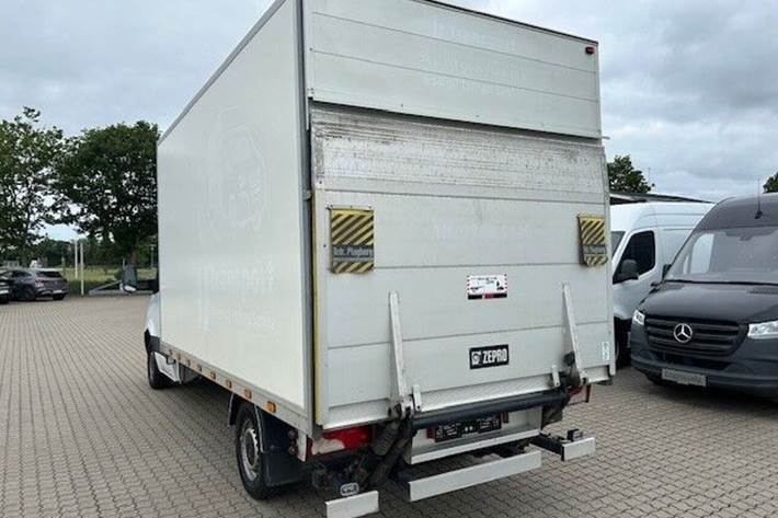 Hvid Mercedes Sprinter 316 fra 2020
