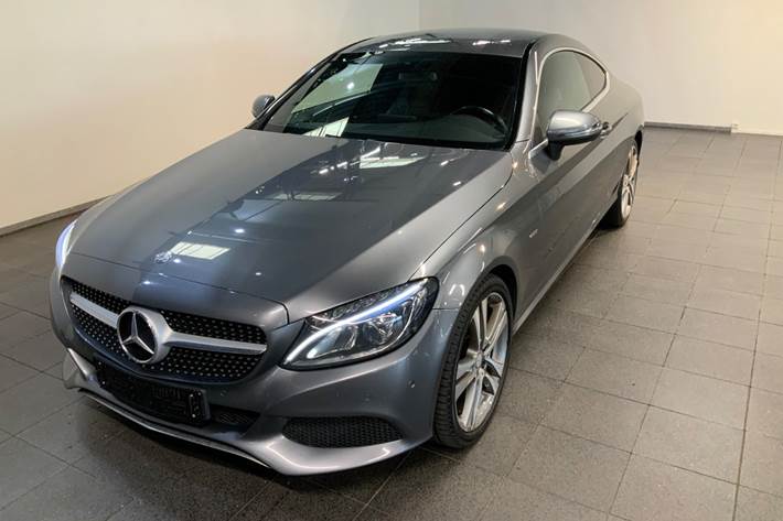 Grå Mercedes C250 fra 2016