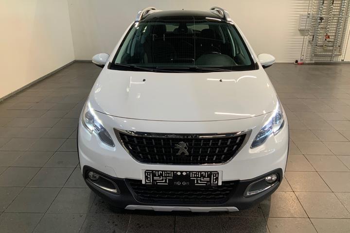Hvid Peugeot 2008 fra 2018