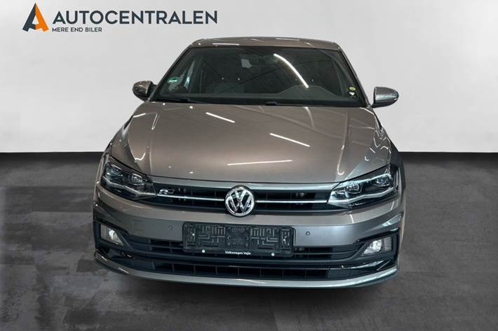 Gul VW Polo fra 2019