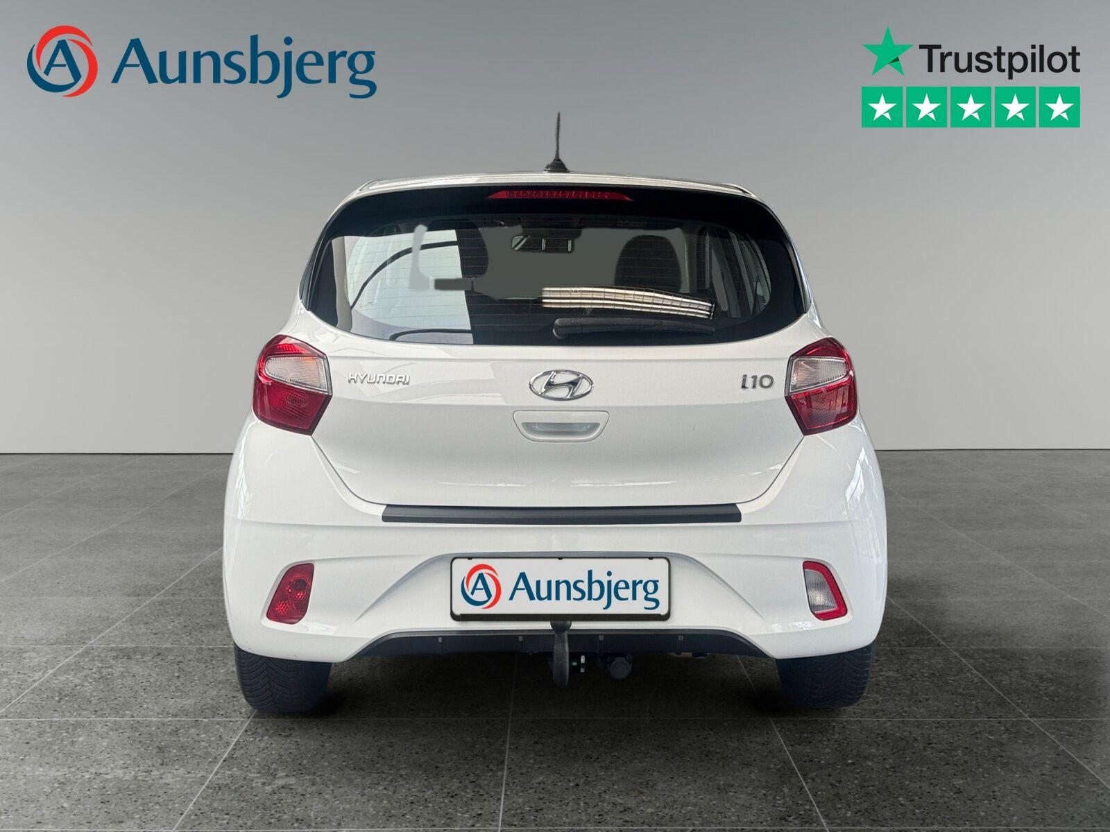 Hvid Hyundai i10 fra 2021