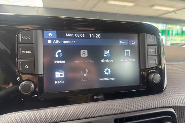 Hvid Hyundai i10 fra 2021