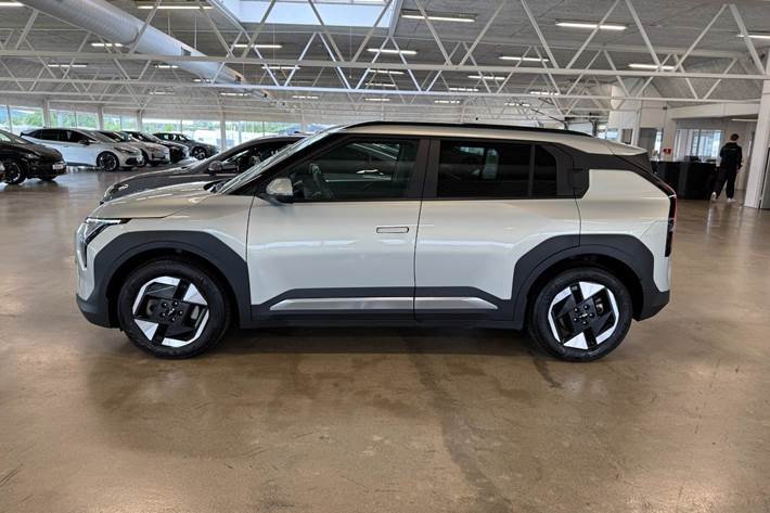 Sølv Kia EV3 fra 2025