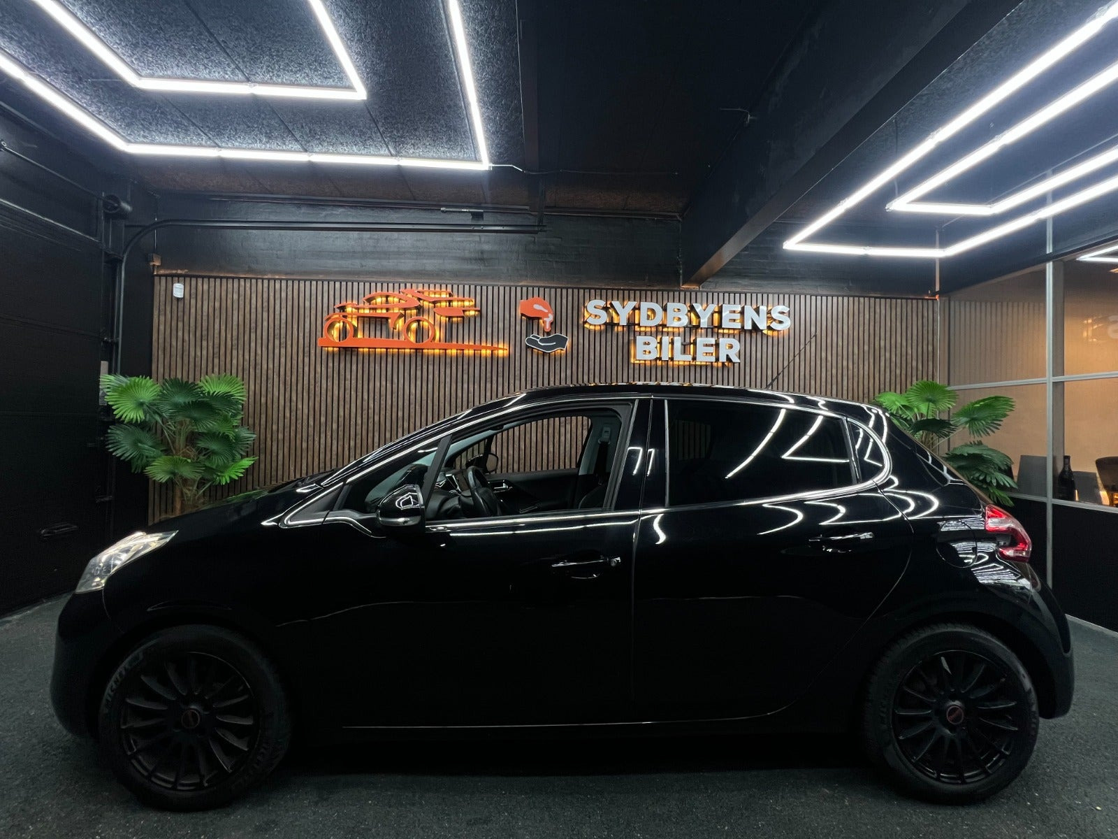 undefined Peugeot 208 fra 2015