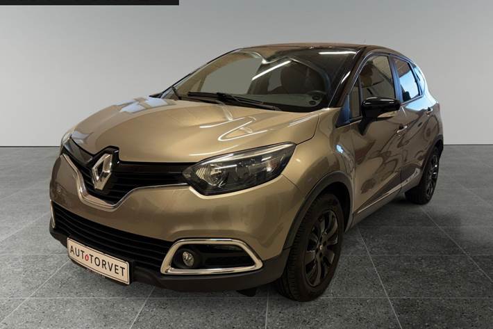 Orange Renault Captur fra 2016