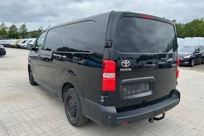 Sort Toyota ProAce fra 2019